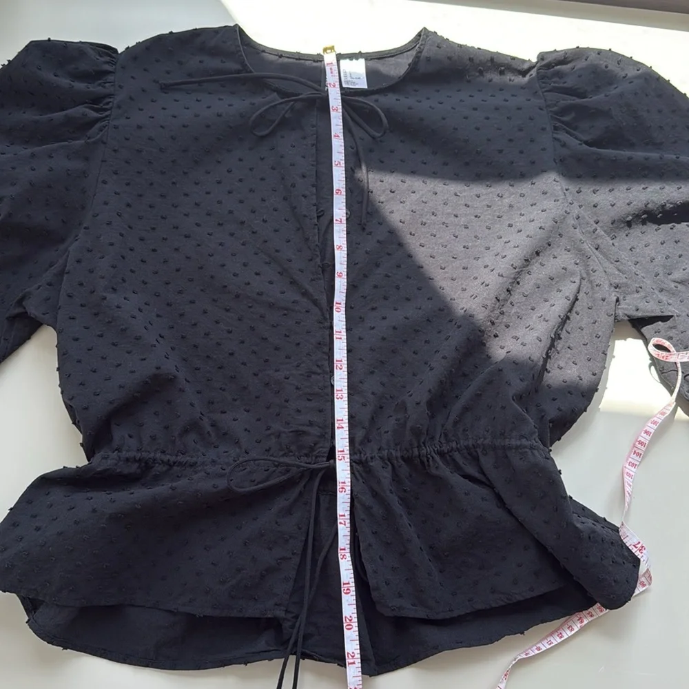 H&M Black Textured Blouse Size L - Picture 10 of 11